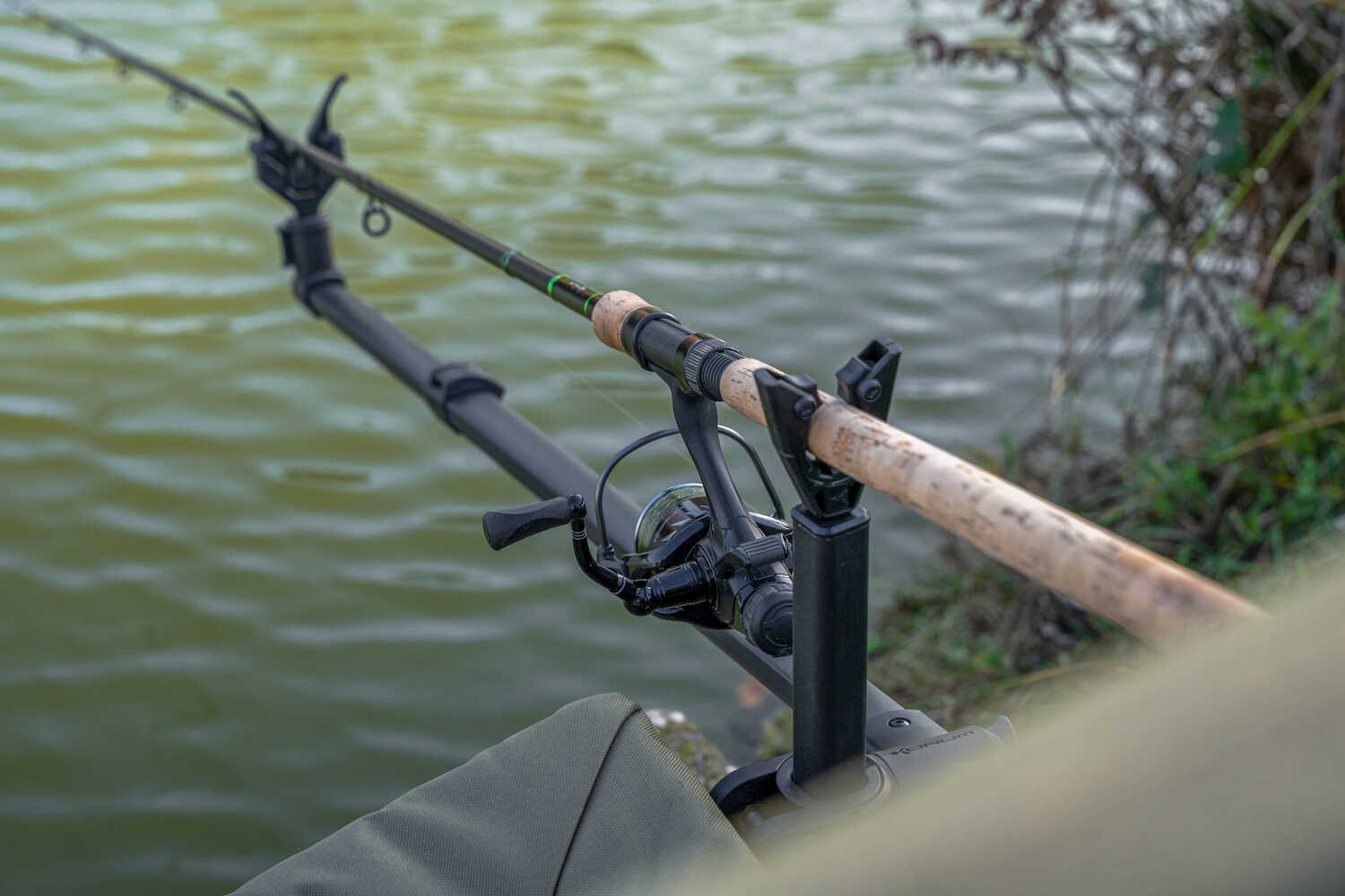 Korum Any Chair XS Feeder Arm Matchman Supplies